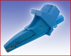 W pełni Izolowany krokodylek z gniazdem 4mm, spełniający szereg norm bezpieczeństwa, ELECTRO-PJP 5004/LM-IEC BL (niebieski), Nr. 54  42782