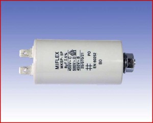 Kondensator rozruchowy MKSP-5P 8µF  62241
